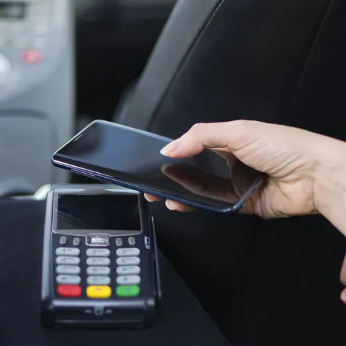paiement au chauffeur vtc guyanne cayenne via nfc sur tpe